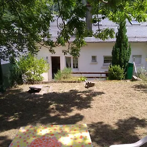 Studio Cosy Avec Terrasse Et Jardinet , Cauterets France